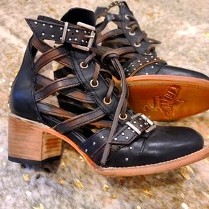 Freebird by Steven Cheyenne Booties